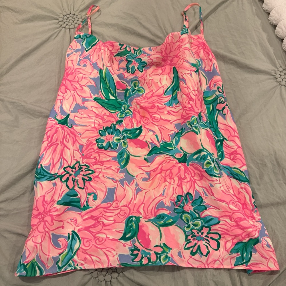 Lily Pulitzer cowl neck top, size medium